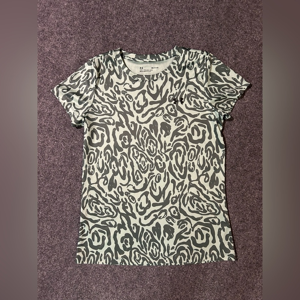 Under Armour Green/white  Patterned Short Sleeve Tee Small